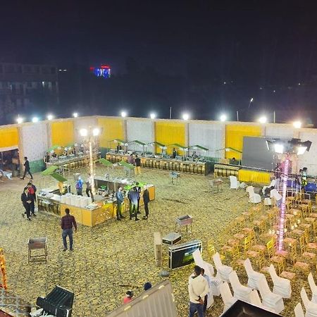 Hotel Shree R.C.Vatika à Motihari Extérieur photo