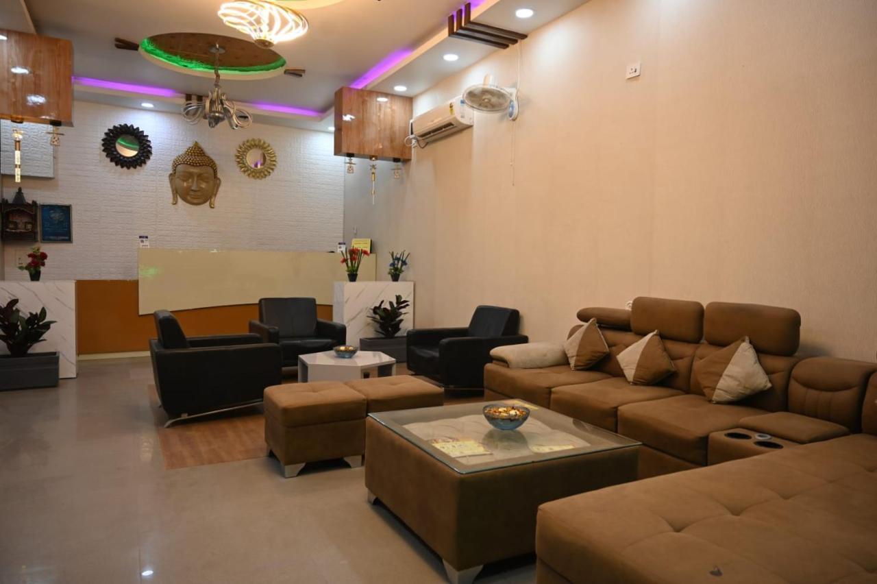 Hotel Shree R.C.Vatika à Motihari Extérieur photo