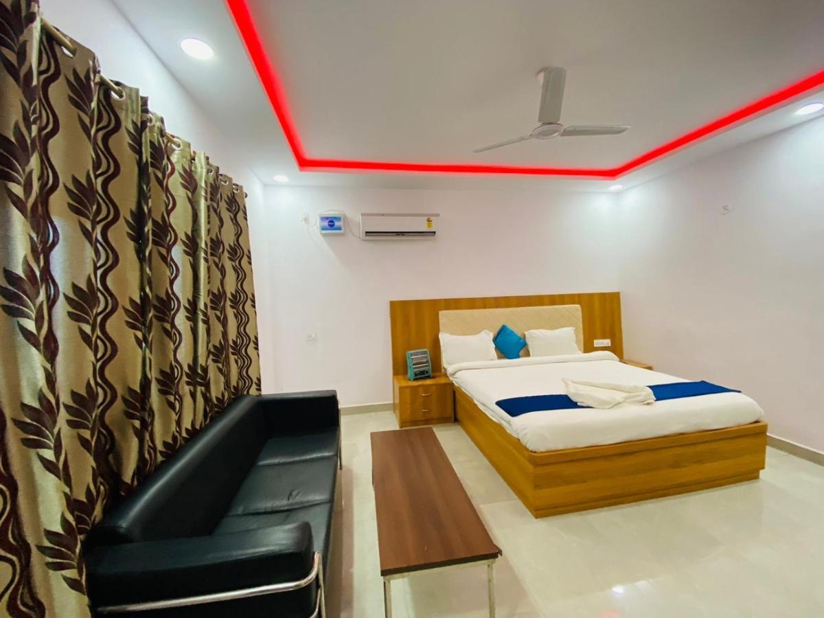 Hotel Shree R.C.Vatika à Motihari Extérieur photo