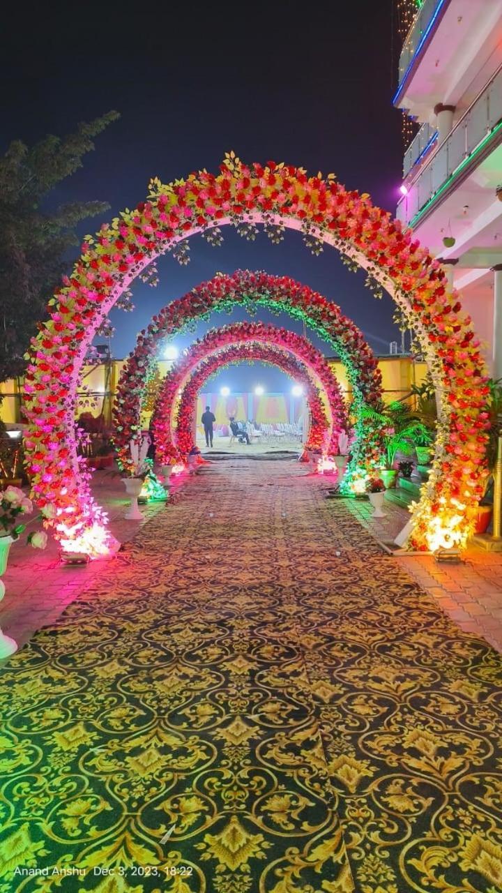Hotel Shree R.C.Vatika à Motihari Extérieur photo
